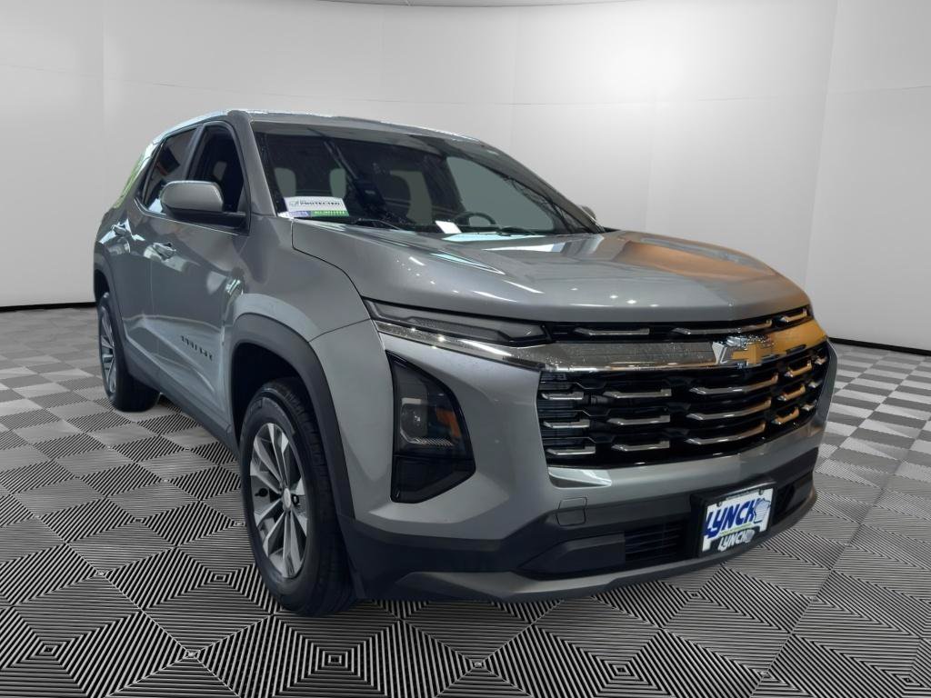 Used 2026 Chevrolet Equinox LT AWD/4WD image 5
