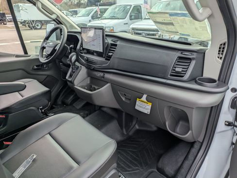 New 2026 Ford Transit 150 Low Roof image 30