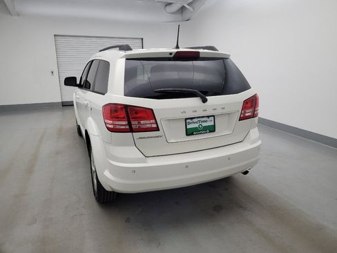 Used 2020 Dodge Journey SE w/ SE Popular Equipment Group FWD image 6