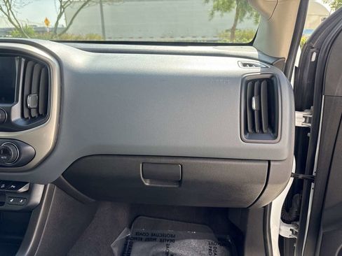 Used 2019 Chevrolet Colorado Z71 AWD/4WD image 15