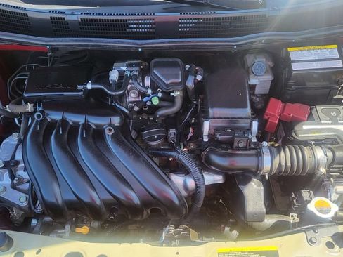 Used 2015 Nissan Versa SV FWD image 33