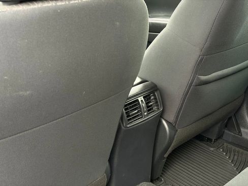 Certified 2020 Nissan Rogue S image 22