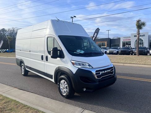 New 2026 RAM ProMaster 3500 w/ Quick Order Package 22G SLT image 1