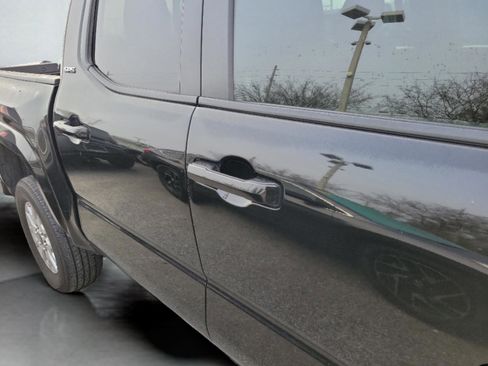 Used 2024 Toyota Tacoma SR5 w/ SR5 Upgrade Package image 30