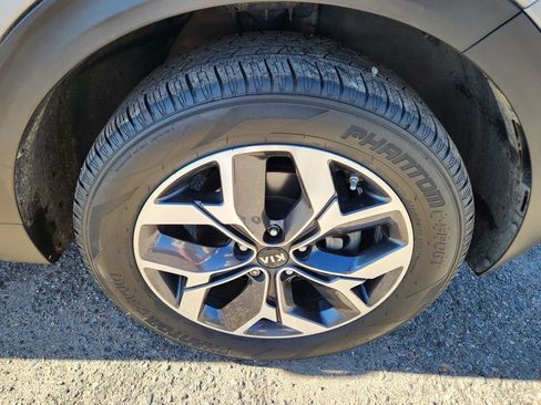 Used 2020 Kia Sportage EX image 22