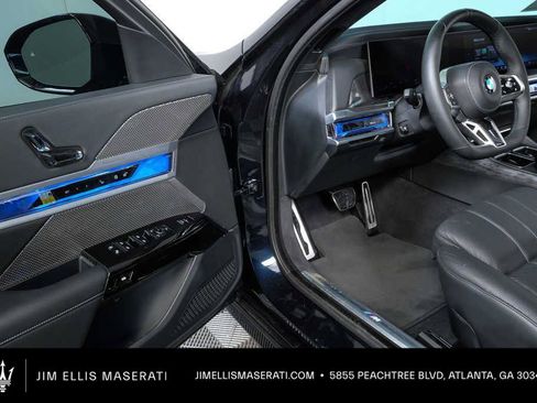 Used 2023 BMW 760i xDrive AWD/4WD image 10