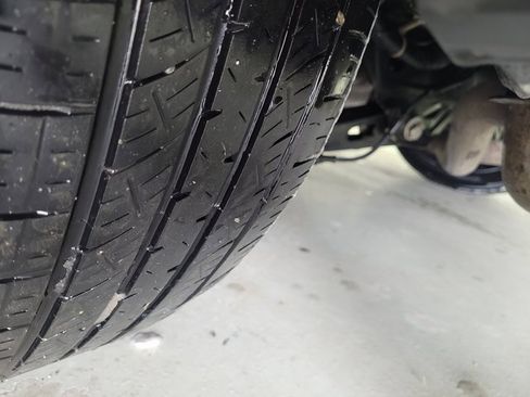 Used 2018 GMC Acadia SLE w/ Driver Alert Package I image 26