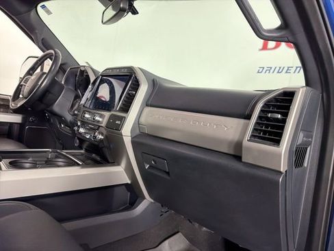 Certified 2022 Ford F350 Lariat w/ Lariat Ultimate Package image 17