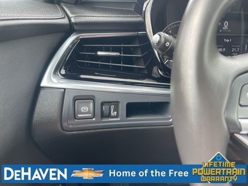 Used 2024 Cadillac XT6 Luxury w/ LPO, Floor Liner Package AWD/4WD image 18