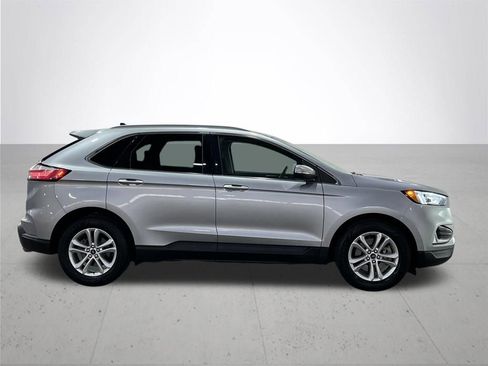 Used 2020 Ford Edge SEL image 9