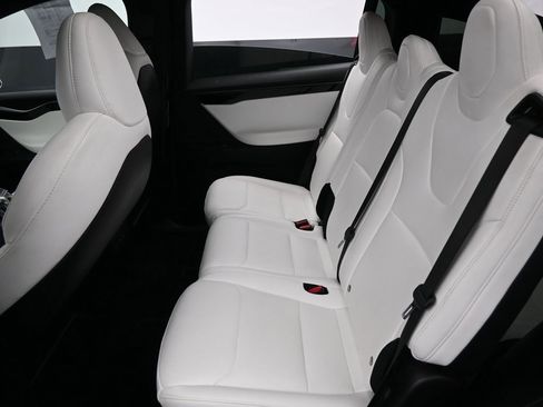 Used 2021 Tesla Model X Long Range image 28