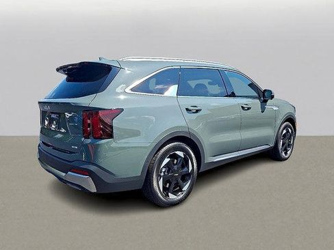 New 2025 Kia Sorento SX Prestige image 4