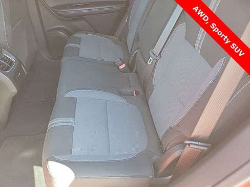 Used 2023 Chevrolet Blazer LT image 32