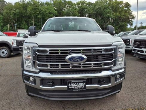 New 2025 Ford F550 4x4 Regular Cab Super Duty w/ XL Chrome Package image 2