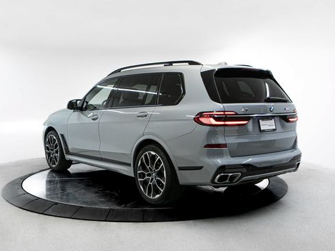 Used 2024 BMW X7 M60i w/ Climate Comfort Package AWD/4WD image 3