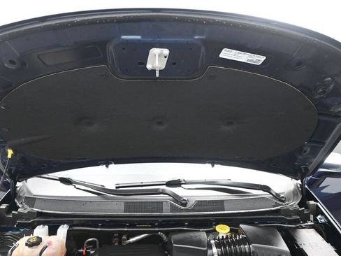 Used 2022 Chrysler Pacifica Pinnacle FWD image 37