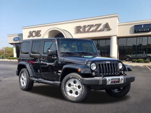 Used 2015 Jeep Wrangler Unlimited Sahara w/ Connectivity Group image 1