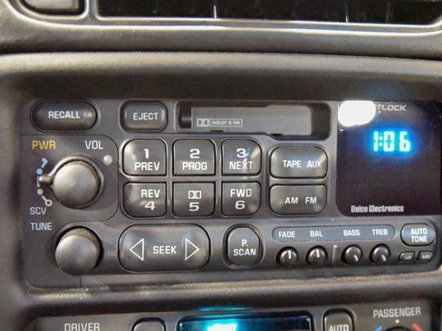 Used 2004 Chevrolet Corvette Coupe w/ Roof Package image 18