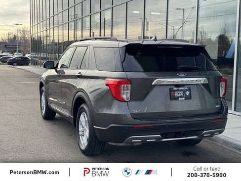 Used 2020 Ford Explorer XLT w/ Equipment Group 202A image 4