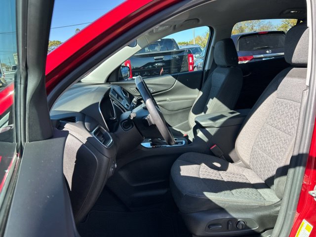 Used 2022 Chevrolet Equinox LT FWD image 28