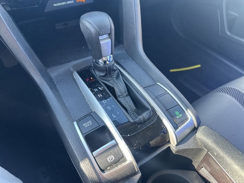 Used 2018 Honda Civic EX image 26