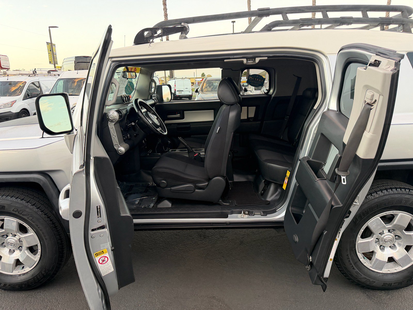 Used 2007 Toyota FJ Cruiser 4WD w/ Upgrade Pkg 1 image 16