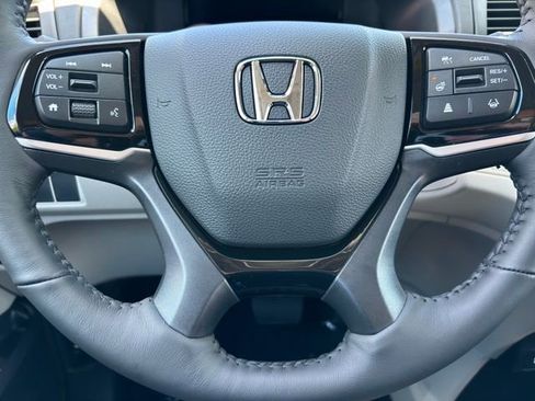 New 2026 Honda Odyssey Elite image 17