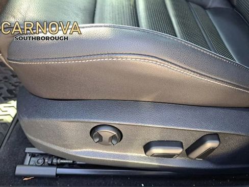 Used 2019 Volkswagen Golf R 4-Door image 20