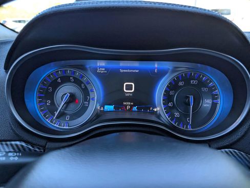 Used 2015 Chrysler 300 Limited w/ 300 Premium Group image 18