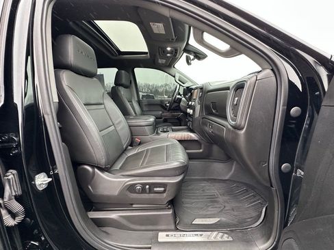 Used 2022 GMC Sierra 2500 Denali w/ Denali Ultimate Package image 24