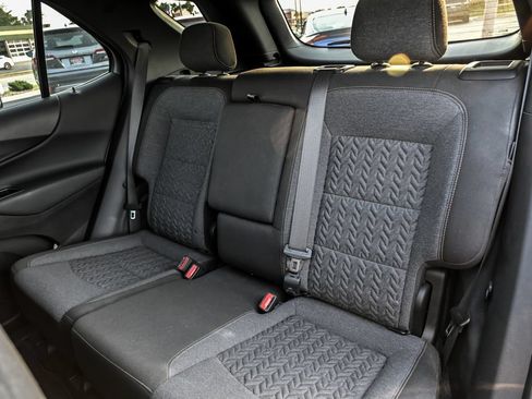 Used 2024 Chevrolet Equinox LT w/ LPO, Floor Liner Package FWD image 16