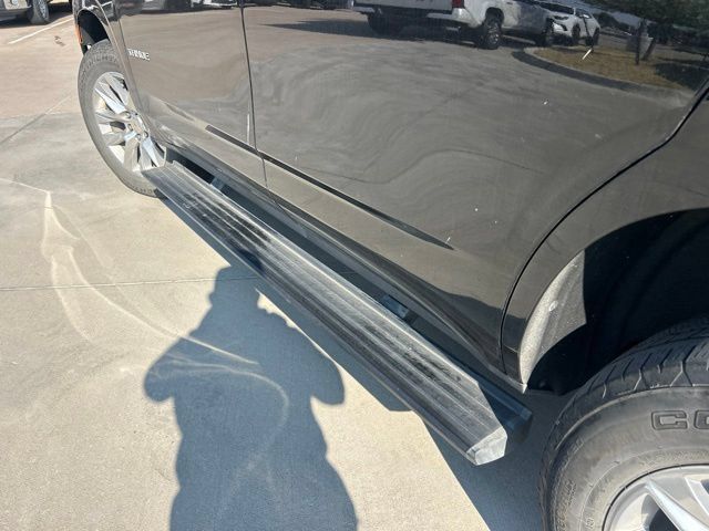 Used 2024 Chevrolet Tahoe Premier AWD/4WD image 14