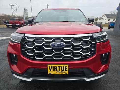 Used 2025 Ford Explorer Platinum w/ LUX Leather Package image 2