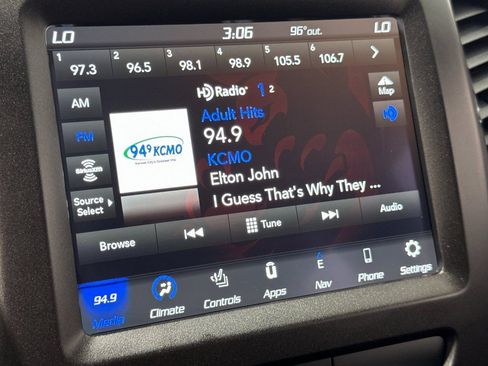 Used 2022 Jeep Cherokee Trailhawk w/ Trailer Tow Group image 3