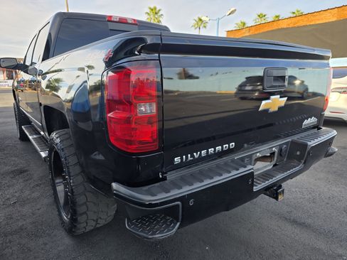 Used 2015 Chevrolet Silverado 1500 High Country w/ High Country Premium Package image 3