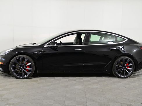 Used 2020 Tesla Model 3 Performance image 2