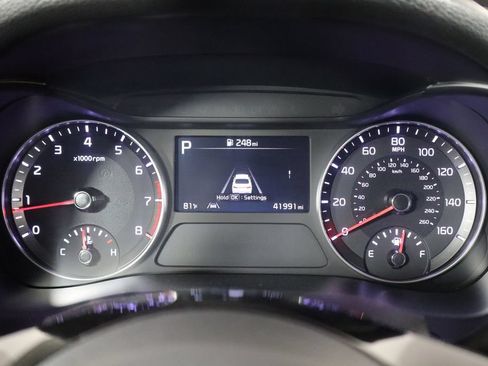 Used 2024 Kia Forte LXS FWD image 11
