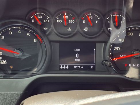Used 2025 Chevrolet Silverado 1500 Custom RWD image 15