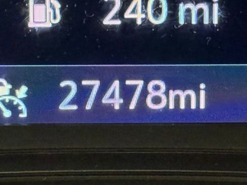 Used 2023 Chevrolet Traverse RS image 24