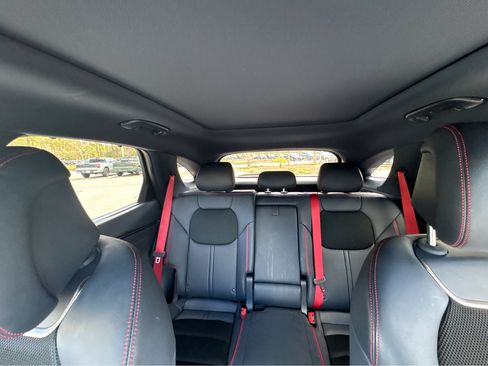 Used 2023 Genesis GV70 2.5T w/ Sport Prestige Package image 36