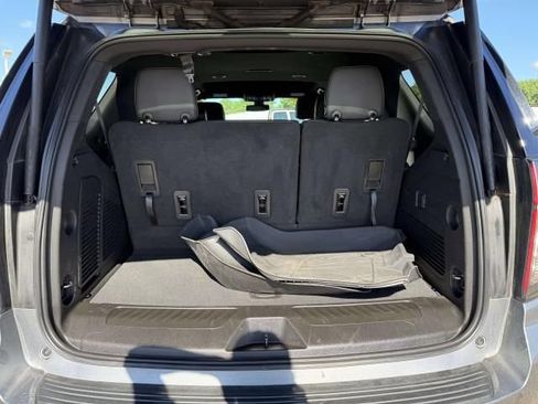 Used 2022 Chevrolet Tahoe LT AWD/4WD image 8