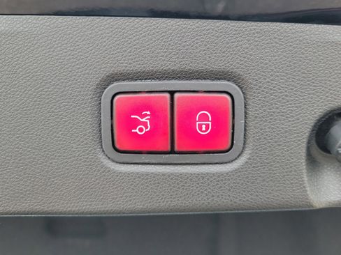 Used 2016 Mercedes-Benz CLS 400 image 11