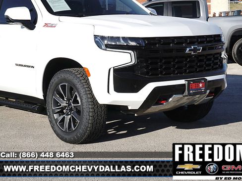 Certified 2023 Chevrolet Suburban Z71 w/ Luxury Package image 45