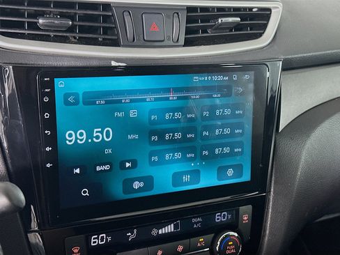 Used 2016 Nissan Rogue SV w/ SV Moonroof Package FWD image 19