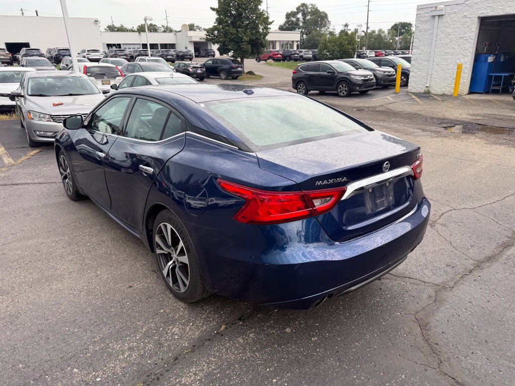 Used 2017 Nissan Maxima 3.5 SV FWD image 2