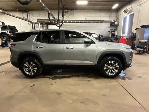 New 2026 Chevrolet Equinox LT image 10