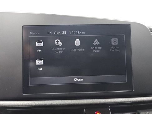 Used 2024 Kia Niro LX image 22