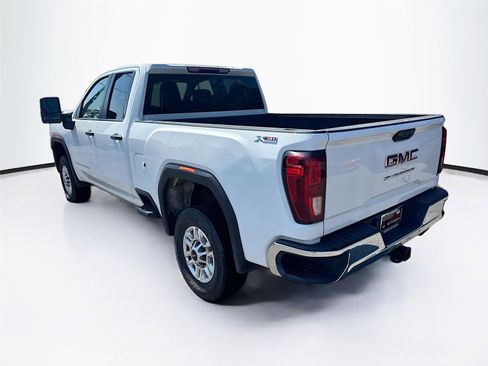 Used 2024 GMC Sierra 2500 Pro w/ Convenience Package image 2