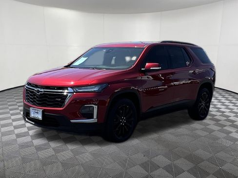 Used 2024 Chevrolet Traverse RS AWD/4WD image 3