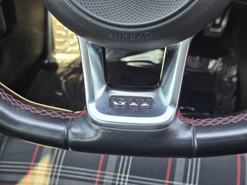 Used 2017 Volkswagen GTI S image 27